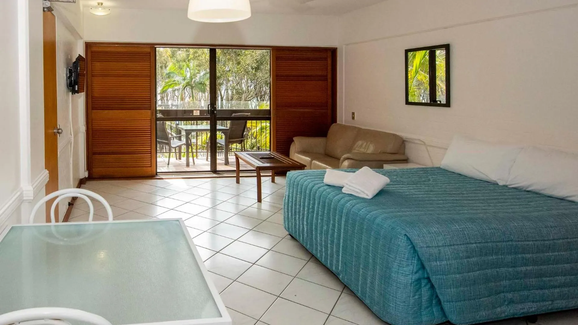 Hotel Anchorage On Straddie Point Lookout
