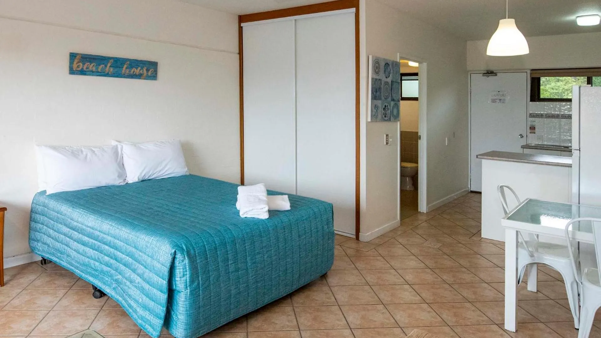 Hotel Anchorage On Straddie Point Lookout Australia